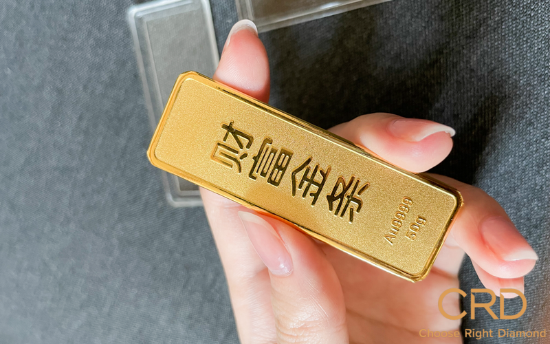 黄金市场风云变幻，如何找准时机购买金条